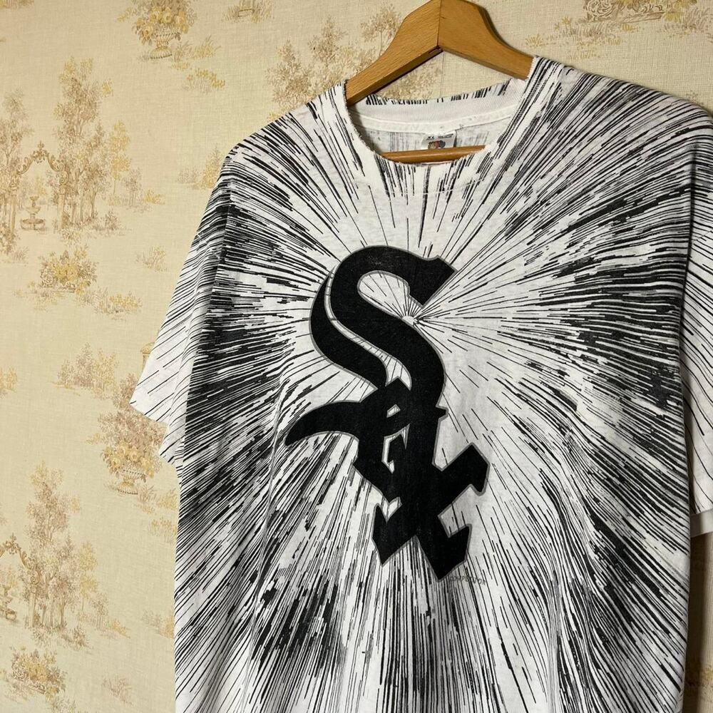 90s Fruit of the Loom Thrashed Chicago White Sox Firework AOP T-Shirt Size XL